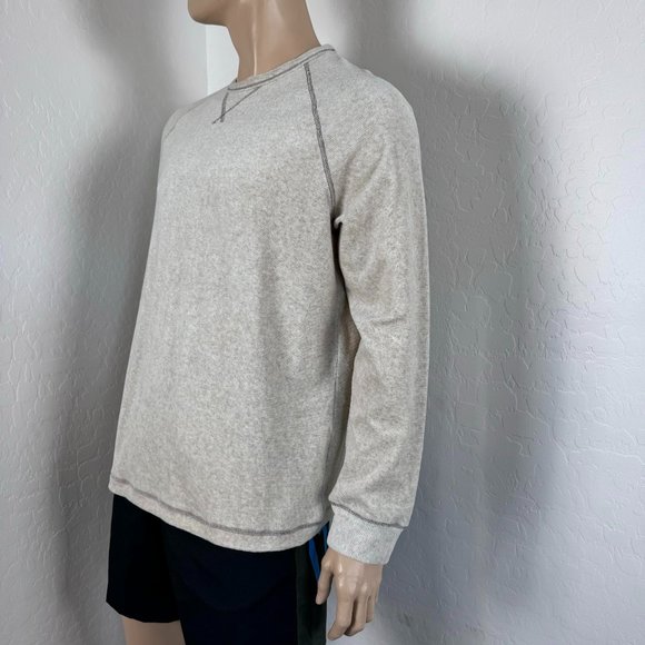 Tommy Bahama Stone Crest Long-Sleeve Crew Shirt Size M $110 in Oatmeal Heather - Picture 8 of 11